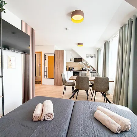 Moin W#3 - City, Parkplatz & Wifi Apartment *