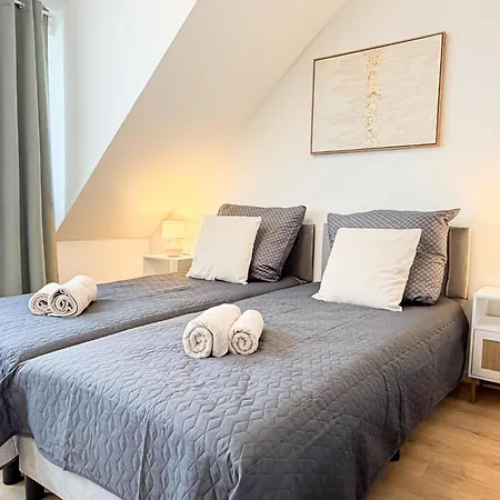 Moin W#3 - City, Parkplatz & Wifi Apartment *