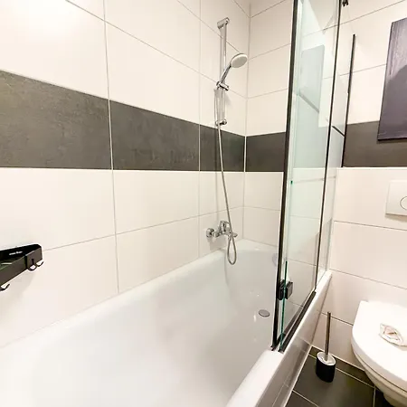 Moin - W#apartments Mit Parkplatz, Office & Wifi