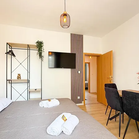Apartament Moin - W#apartments Mit Parkplatz, Office & Wifi Brema